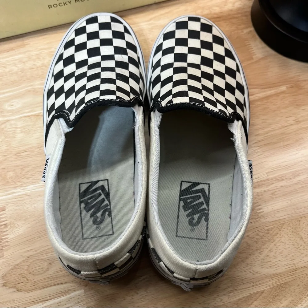 Vans Checkerboard Slip-On Sneakers | woman’s size 8 - Picture 5 of 6
